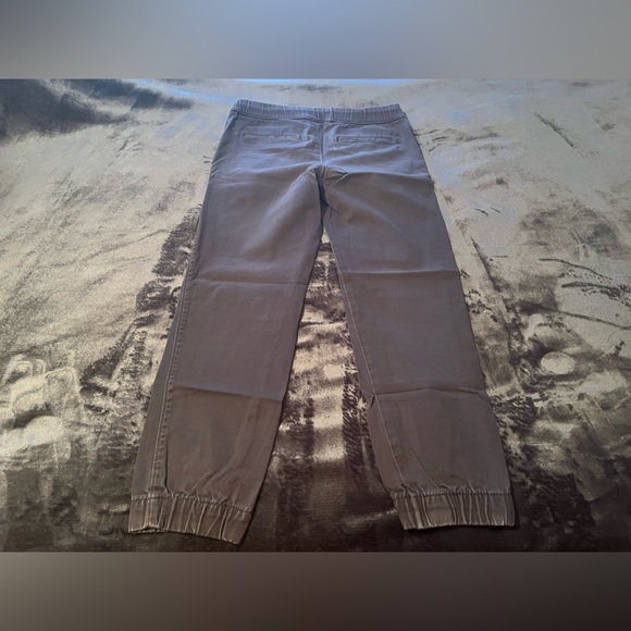 Urban Pipeline Gray Cuffed Jogger Pants 98% Cotton 2% Spandex Size Medium (boys) - Picture 2 of 7